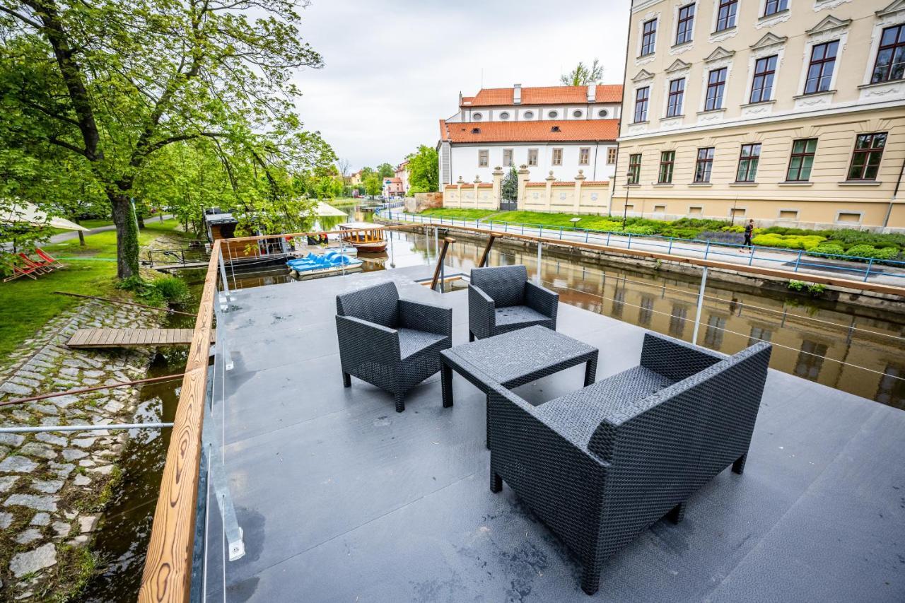 Rezidence Malse - Unikatni Apartmany Na Vode Ceske Budejovice Ngoại thất bức ảnh